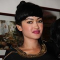 Julia Perez di Konferensi Pers 'Kutukan Arwah Santet'